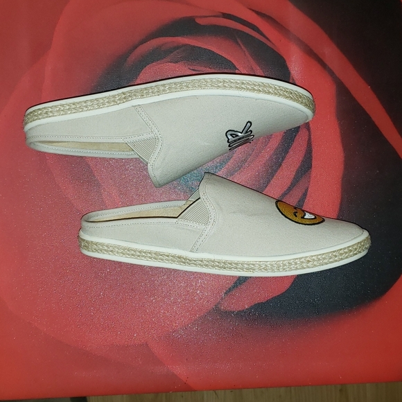 Aerosoles Mules - Picture 2 of 7